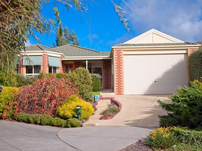6 Castlehill Rise, Langwarrin VIC 3910