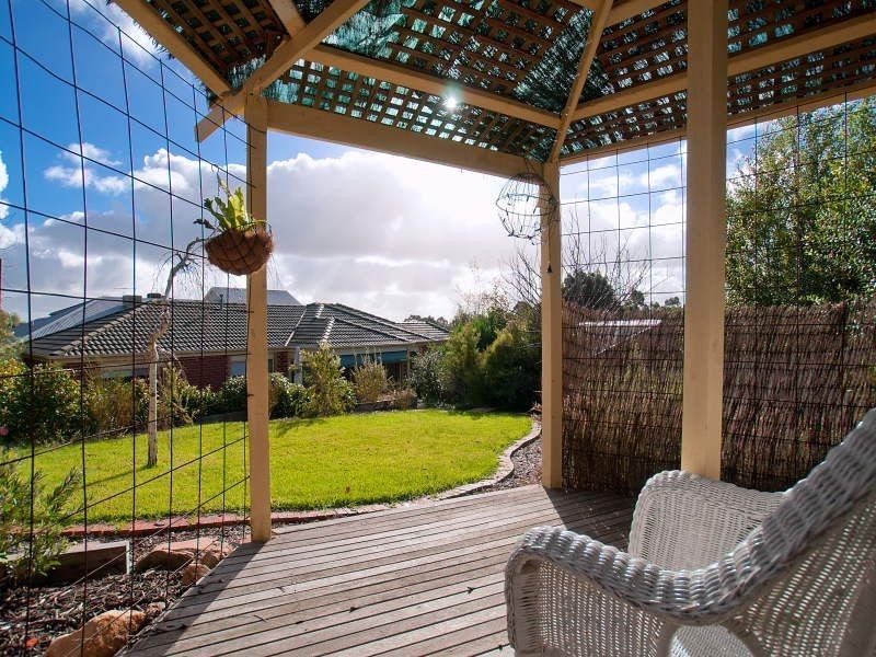 6 Castlehill Rise, Langwarrin VIC 3910