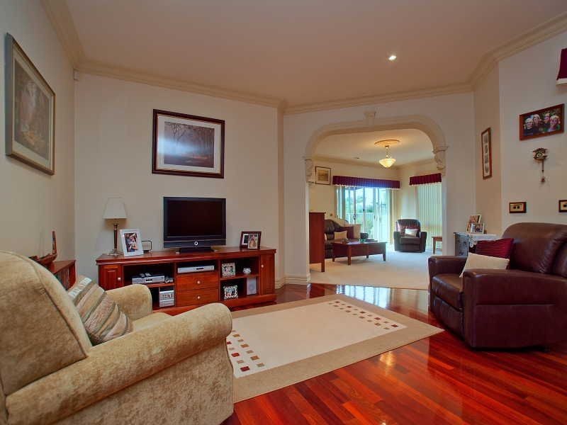 25 Red Wattlebird Crescent, Langwarrin VIC 3910