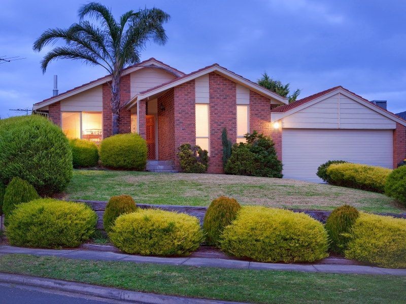 10 Kate Court, Langwarrin VIC 3910