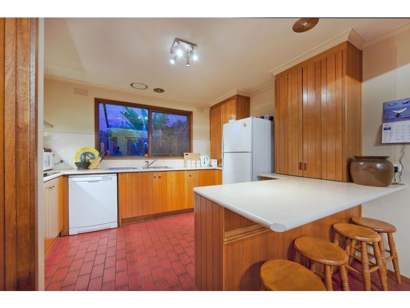 5 Oak Grove, Langwarrin VIC 3910