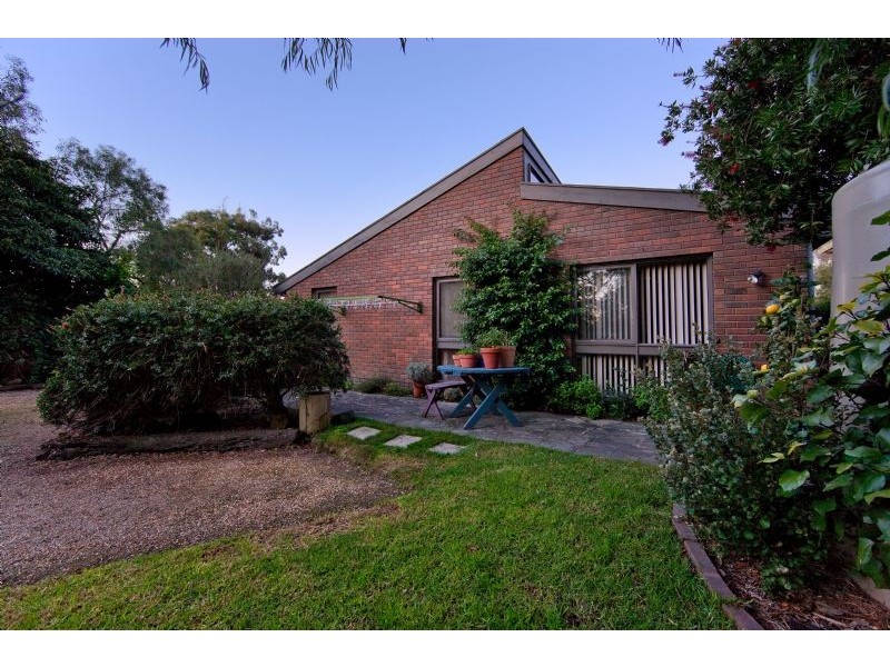 5 Oak Grove, Langwarrin VIC 3910