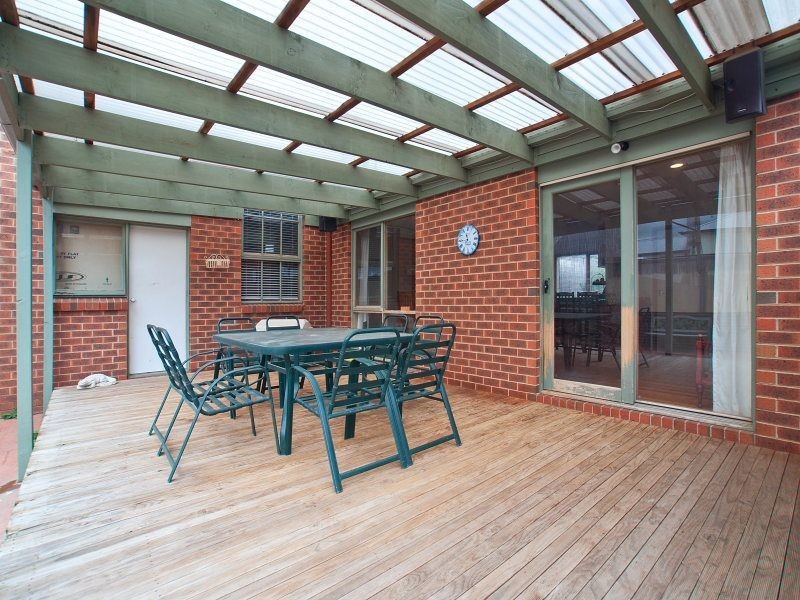 37 Lexton Drive, Langwarrin VIC 3910