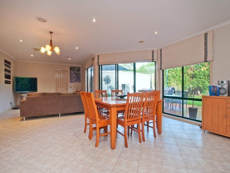 15A Tweed Crt, Langwarrin VIC 3910