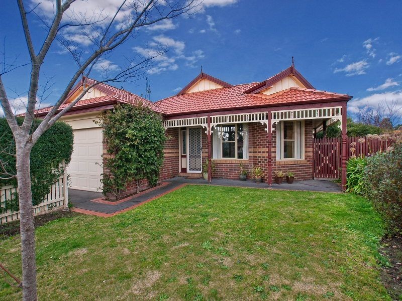 12 Landhill Close, Langwarrin VIC 3910