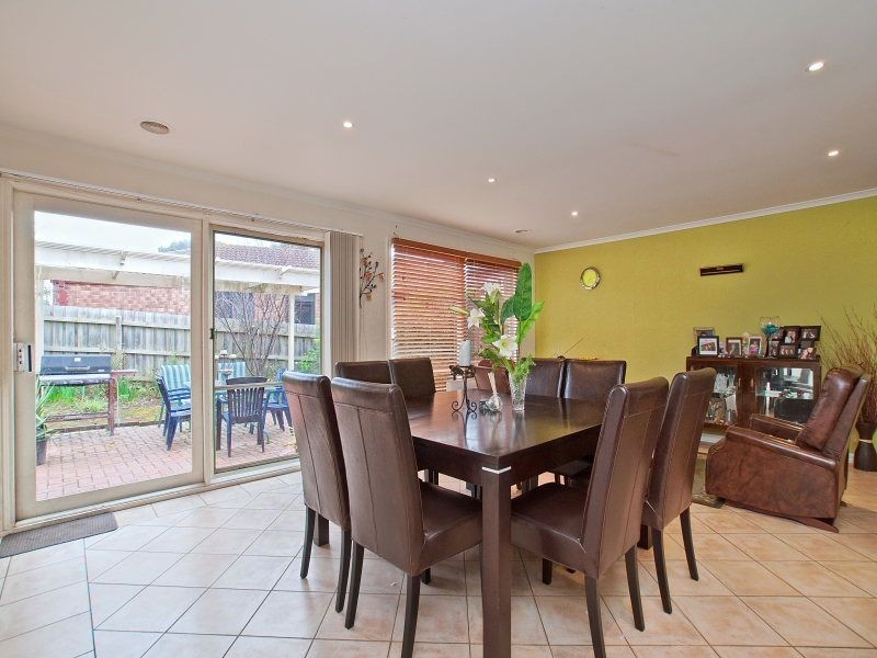 12 Landhill Close, Langwarrin VIC 3910