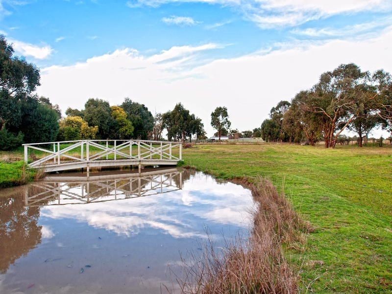 42 Grassmere Road, Langwarrin VIC 3910