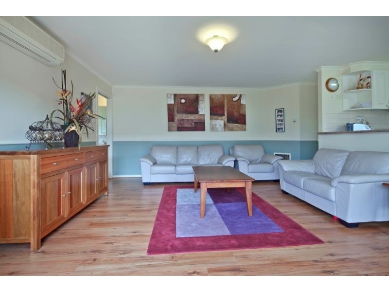 16 Korina Crt, Langwarrin VIC 3910