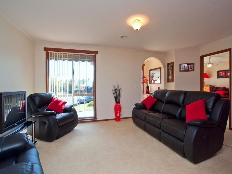 10 Lynne Court, Langwarrin VIC 3910