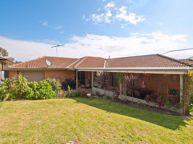 8 Meridian Court, Langwarrin VIC 3910