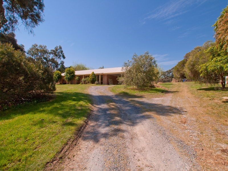 14 Grassmere Road, Langwarrin VIC 3910