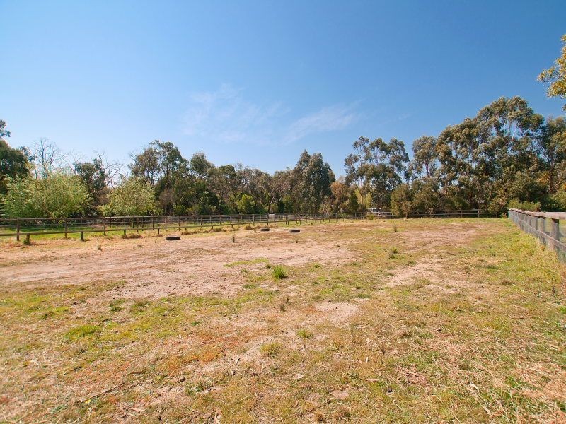 14 Grassmere Road, Langwarrin VIC 3910