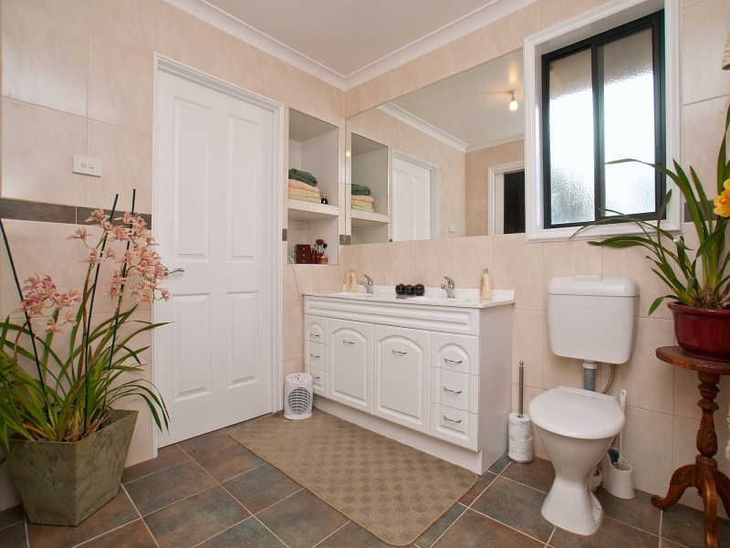 5 Moate Street, Langwarrin VIC 3910