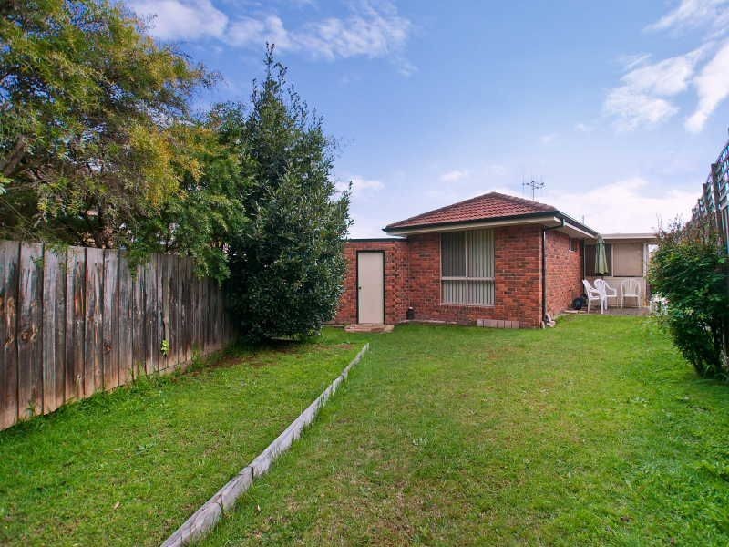 3/12 Knott Crt, Langwarrin VIC 3910