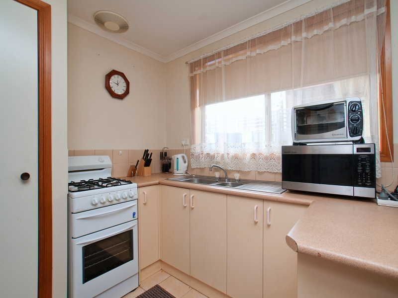 3/12 Knott Crt, Langwarrin VIC 3910