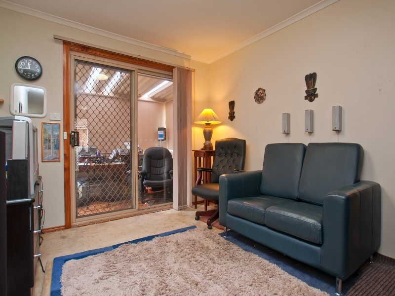 3/12 Knott Crt, Langwarrin VIC 3910