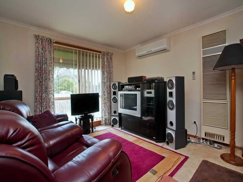 3/12 Knott Crt, Langwarrin VIC 3910
