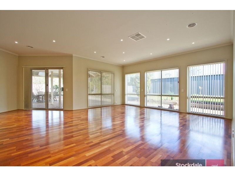 27 Red Wattlebird Crescent, Langwarrin VIC 3910