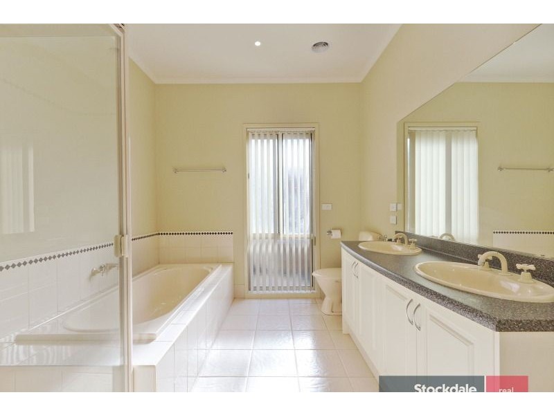 27 Red Wattlebird Crescent, Langwarrin VIC 3910