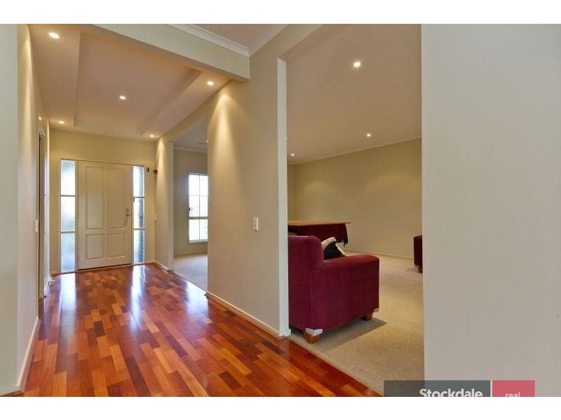 27 Red Wattlebird Crescent, Langwarrin VIC 3910