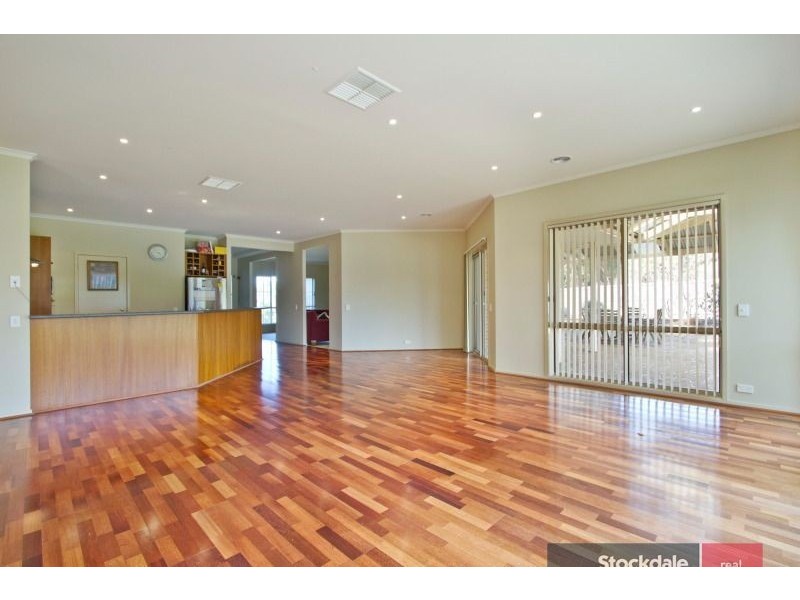 27 Red Wattlebird Crescent, Langwarrin VIC 3910
