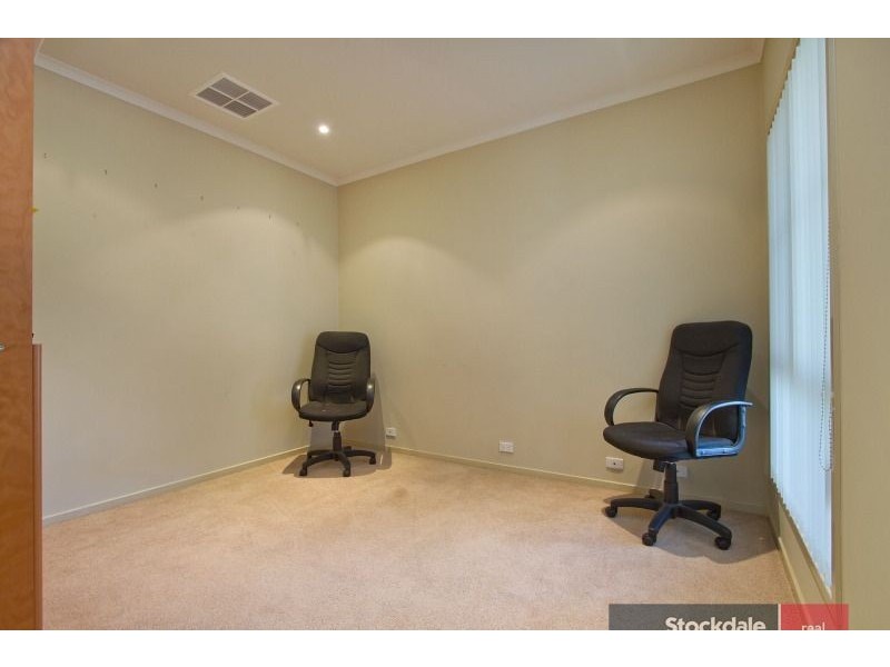 27 Red Wattlebird Crescent, Langwarrin VIC 3910