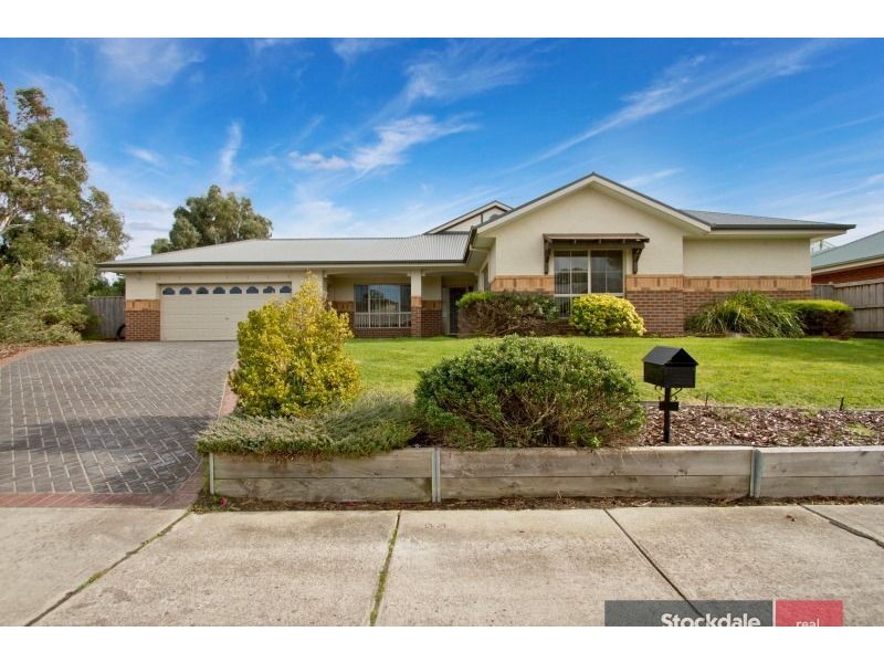 27 Red Wattlebird Crescent, Langwarrin VIC 3910