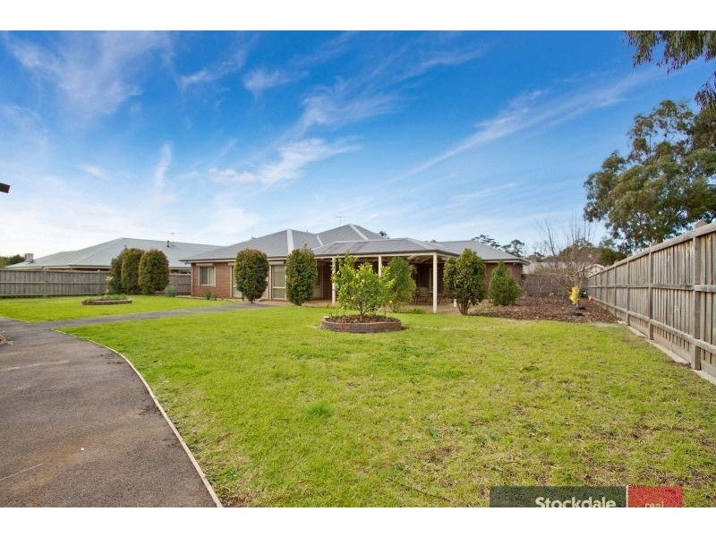 27 Red Wattlebird Crescent, Langwarrin VIC 3910