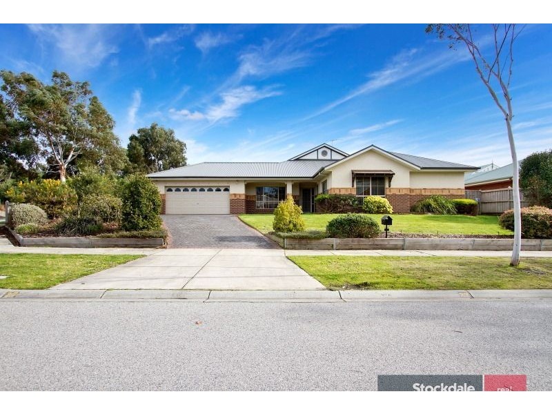 27 Red Wattlebird Crescent, Langwarrin VIC 3910