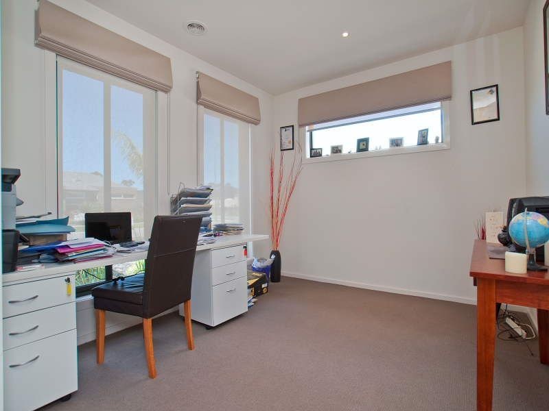 6 Spring Hill Road, Langwarrin VIC 3910
