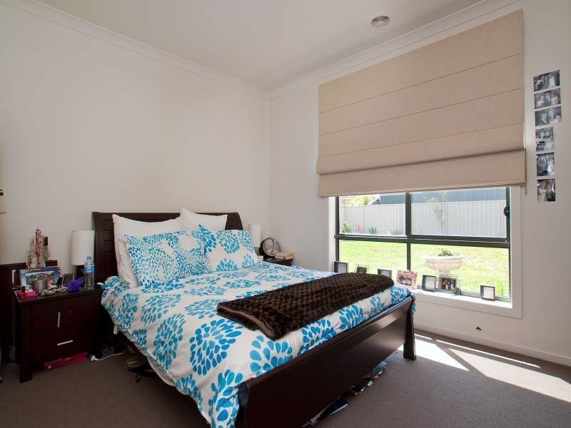 6 Spring Hill Road, Langwarrin VIC 3910