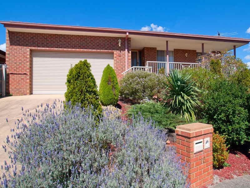 10 Wattle Bird Way, Langwarrin VIC 3910