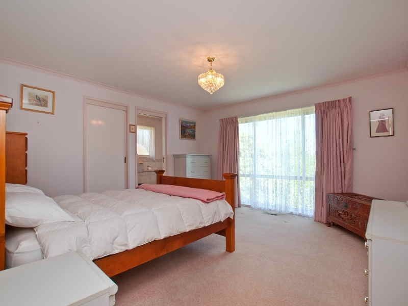 10 Wattle Bird Way, Langwarrin VIC 3910