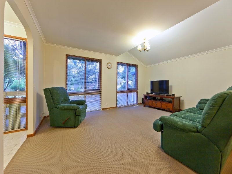 8 Maxwell Court, Langwarrin VIC 3910