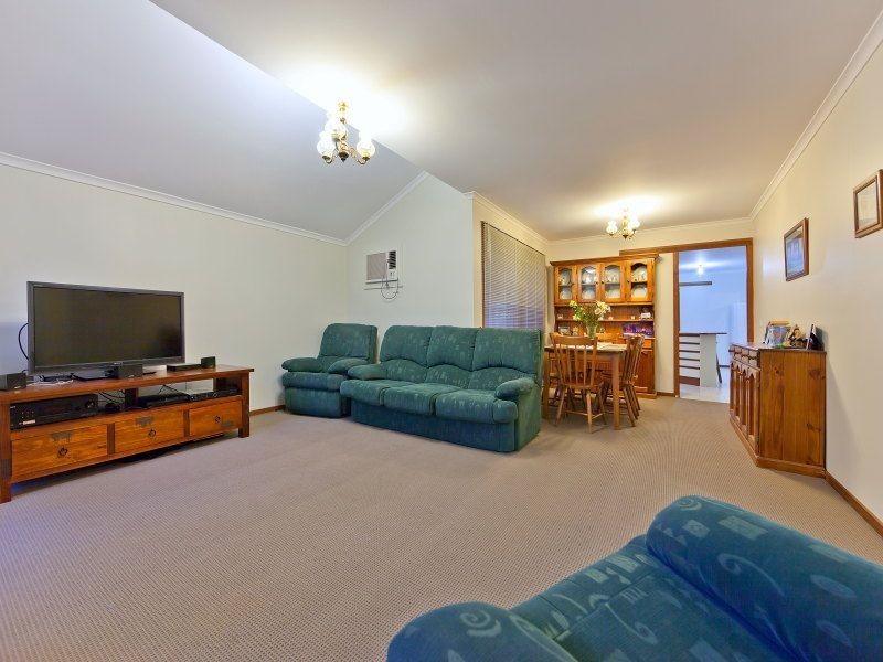 8 Maxwell Court, Langwarrin VIC 3910