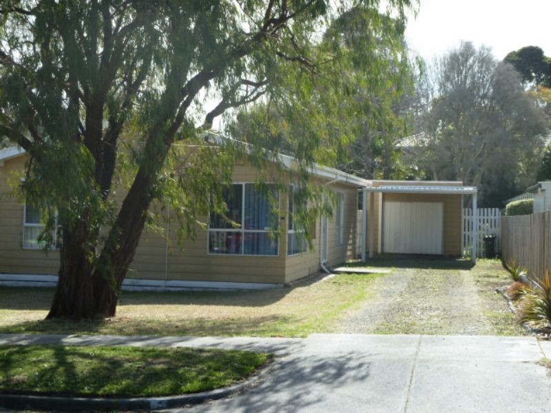 15 Genista Street, Frankston South VIC 3199