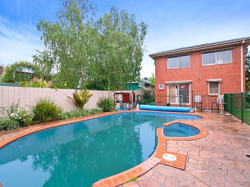 11 Poplar Grove, Langwarrin VIC 3910