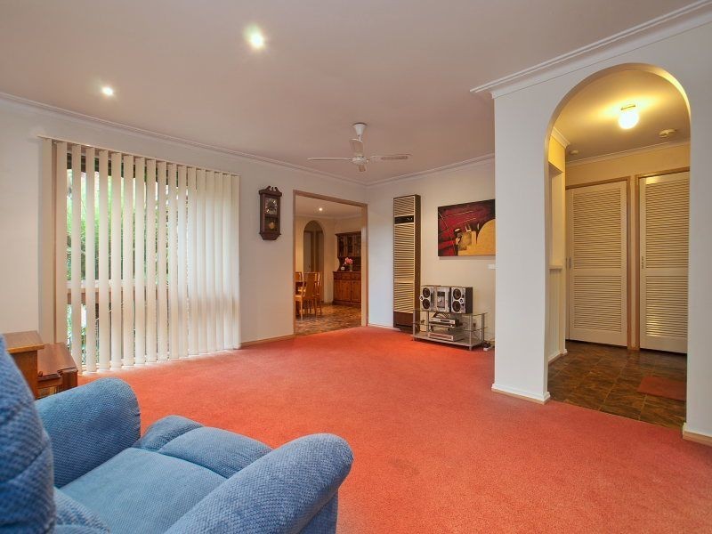 11 Poplar Grove, Langwarrin VIC 3910