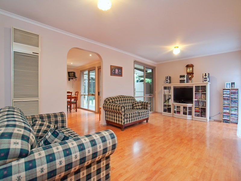 13 Chandos Place, Langwarrin VIC 3910