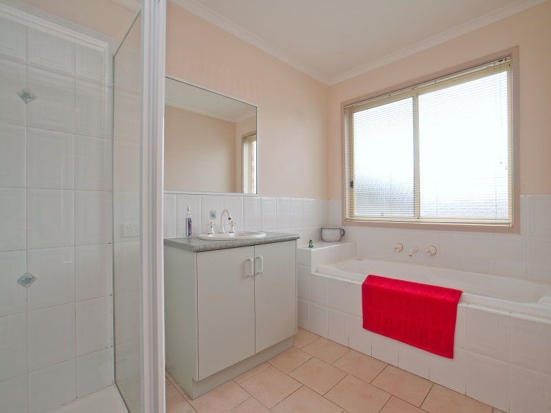 2 Gleeson Court, Langwarrin VIC 3910