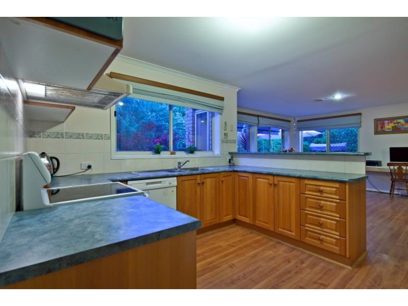 6 Castlehill Rise, Langwarrin VIC 3910