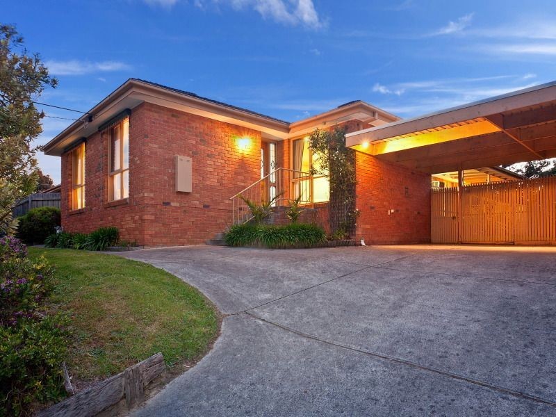 4 Parkleigh Court, Langwarrin VIC 3910