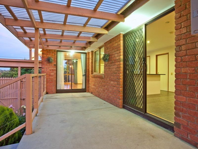 4 Parkleigh Court, Langwarrin VIC 3910