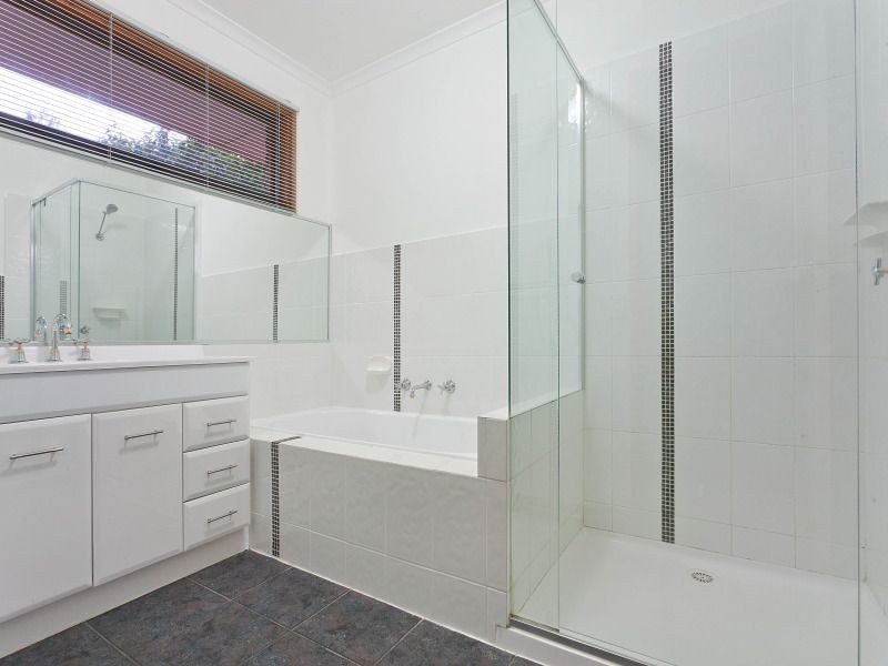 4 Parkleigh Court, Langwarrin VIC 3910