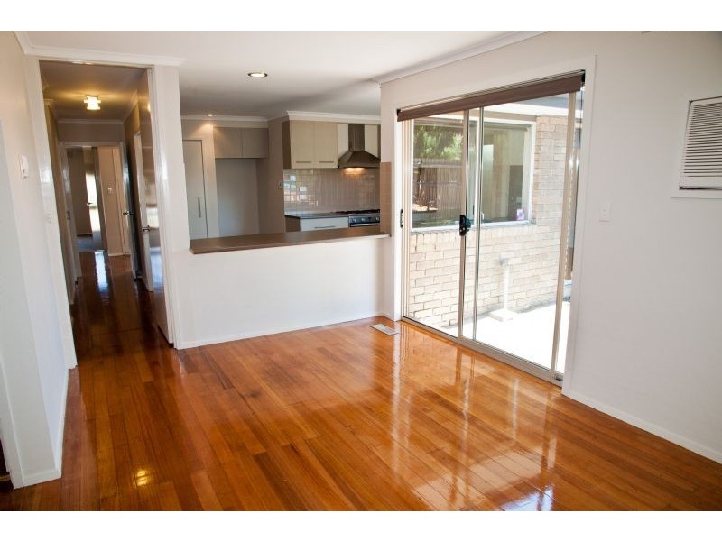 21 Raymond Avenue, Langwarrin VIC 3910