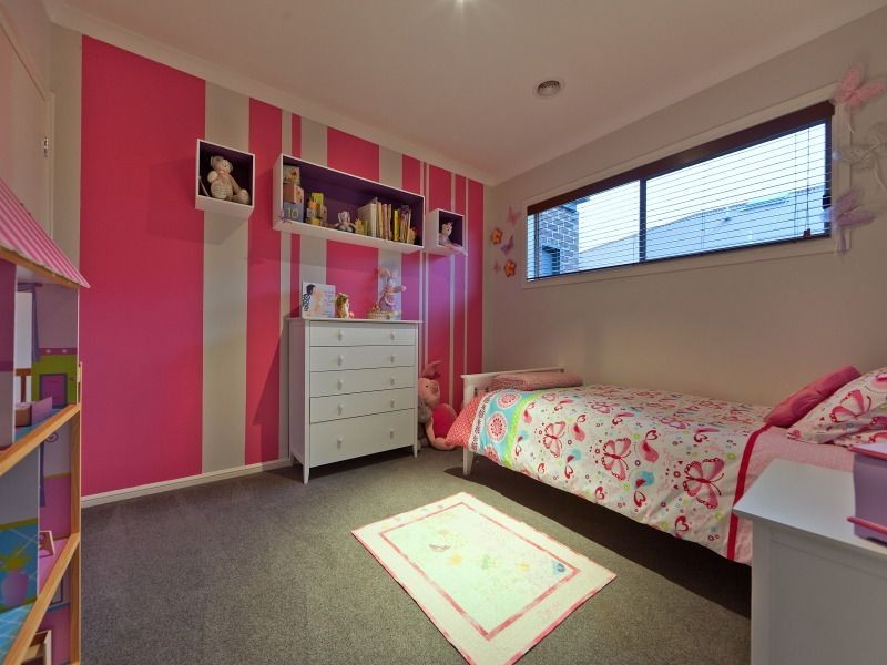 12 Dunmore Close, Langwarrin VIC 3910
