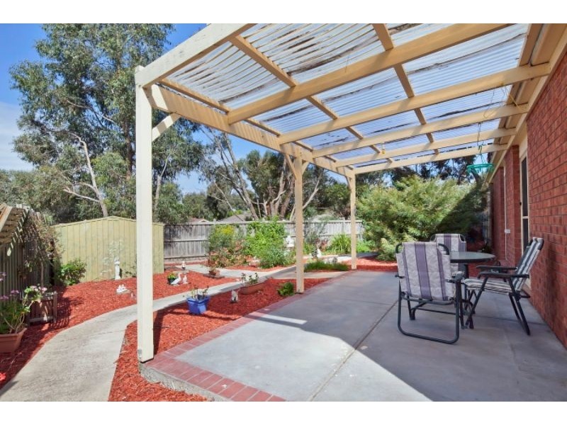 21 Beacon Drive, Langwarrin VIC 3910