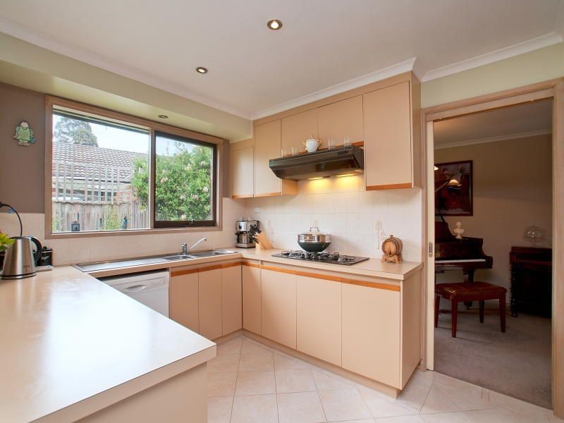 6 Peter Court, Langwarrin VIC 3910