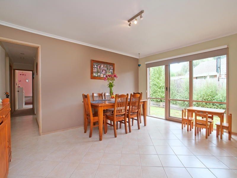 6 Peter Court, Langwarrin VIC 3910