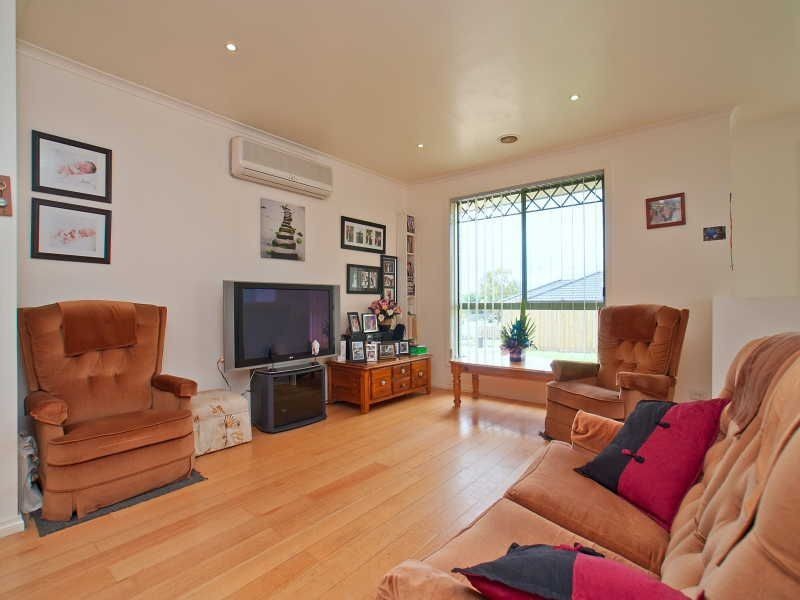 14 Gleeson Court, Langwarrin VIC 3910